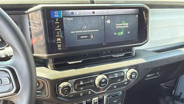 Photo of 2025 Anvil Clearcoat Jeep Wrangler