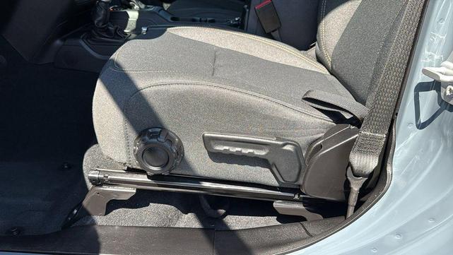 Photo of 2025 Anvil Clearcoat Jeep Wrangler