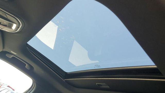 Photo of 2025 Diamond Black Jeep Grand Cherokee L
