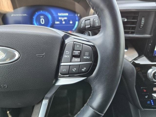 Photo of 2021 Gray Metallic Ford Explorer
