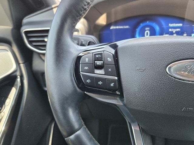 Photo of 2021 Gray Metallic Ford Explorer
