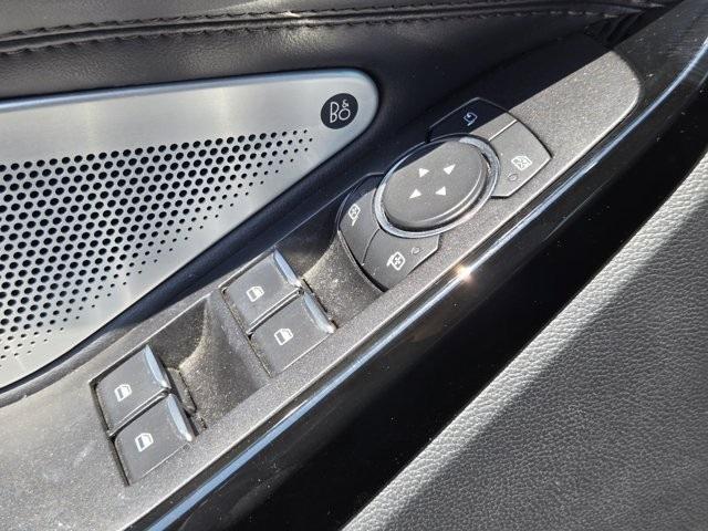 Photo of 2021 Gray Metallic Ford Explorer