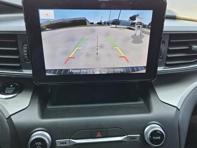 Photo of 2020 Black Ford Explorer