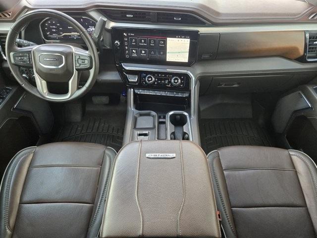 Photo of 2024 Onyx Black GMC Sierra 2500
