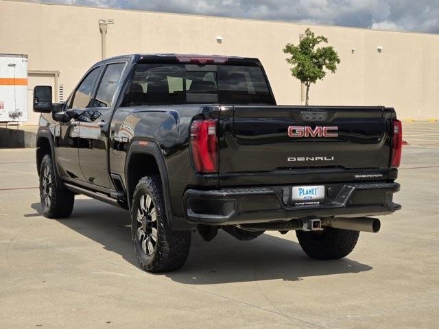 Photo of 2024 Onyx Black GMC Sierra 2500