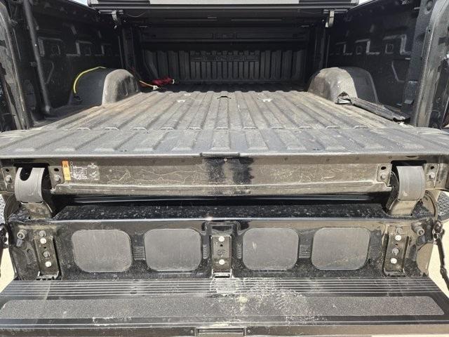 Photo of 2024 Onyx Black GMC Sierra 2500