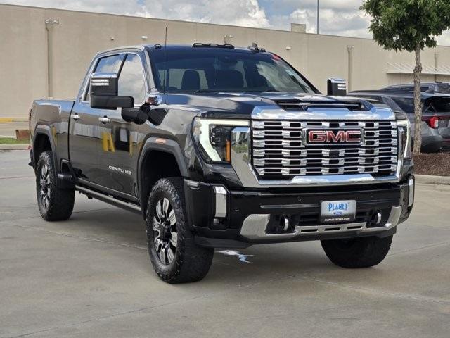 Photo of 2024 Onyx Black GMC Sierra 2500