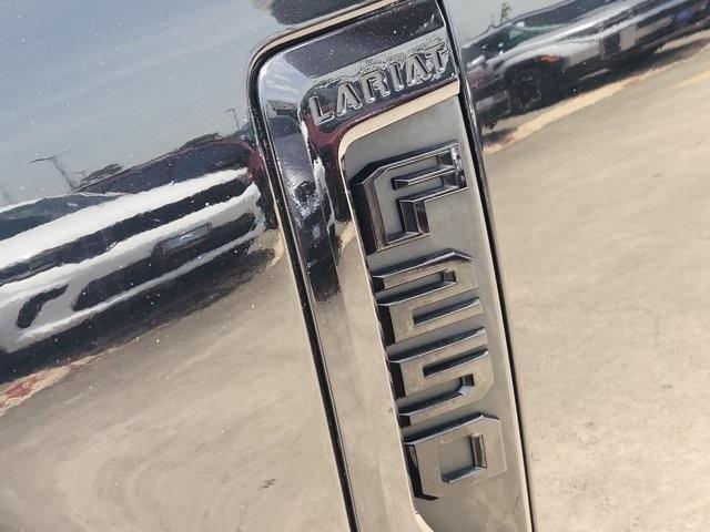 Photo of 2022 Black Metallic Ford F-250