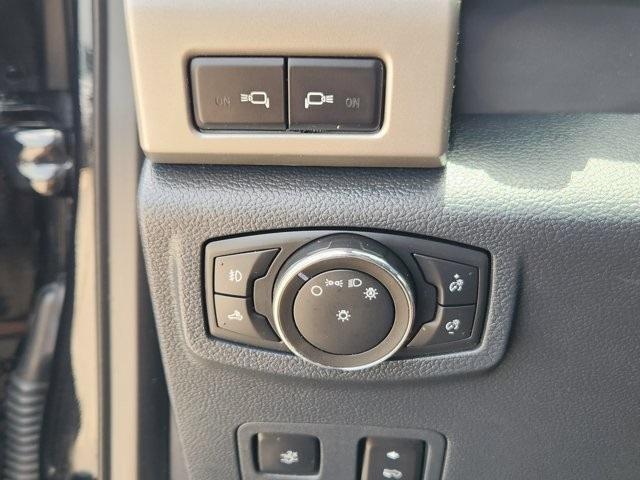 Photo of 2022 Black Metallic Ford F-250