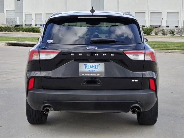Photo of 2022 Agate Black Metallic Ford Escape