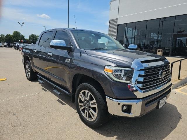 Photo of 2019 Gray Toyota Tundra