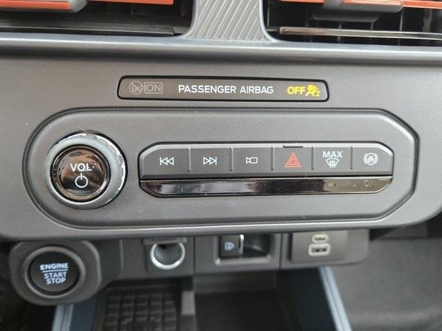Photo of 2025 Azure Gray Metallic Ford Maverick