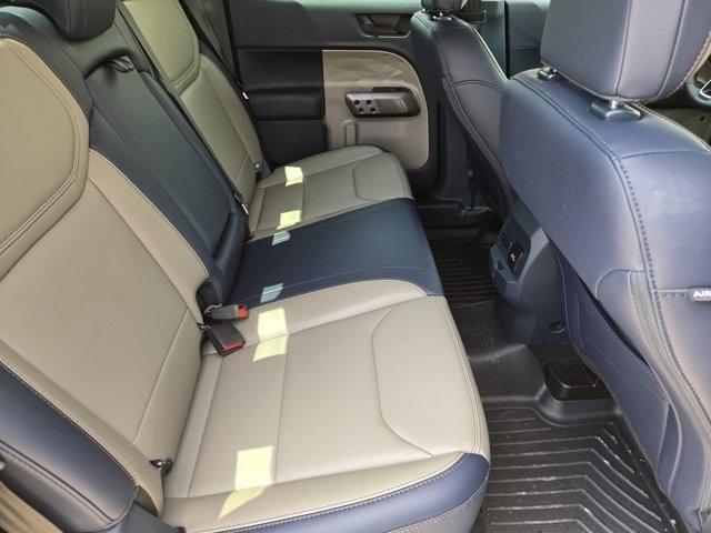 Photo of 2025 Azure Gray Metallic Ford Maverick