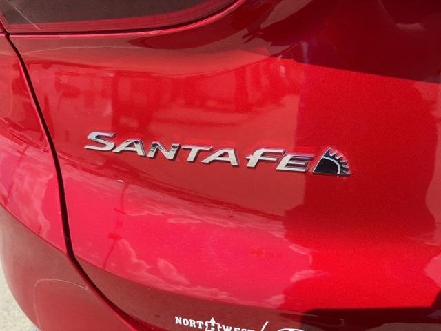 Photo of 2022 Red Metallic Hyundai SANTA FE