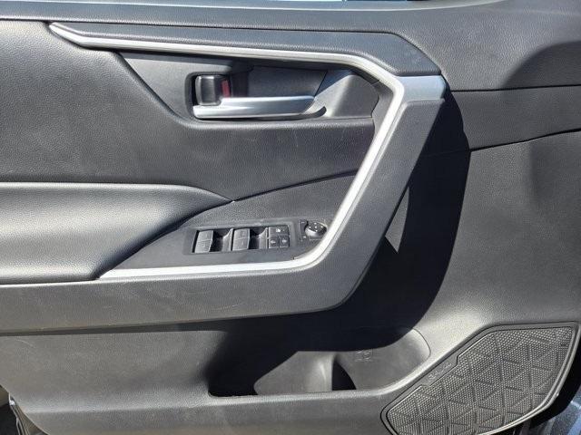 Photo of 2024 Silver Sky Metallic Toyota RAV4