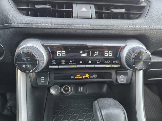 Photo of 2024 Silver Sky Metallic Toyota RAV4