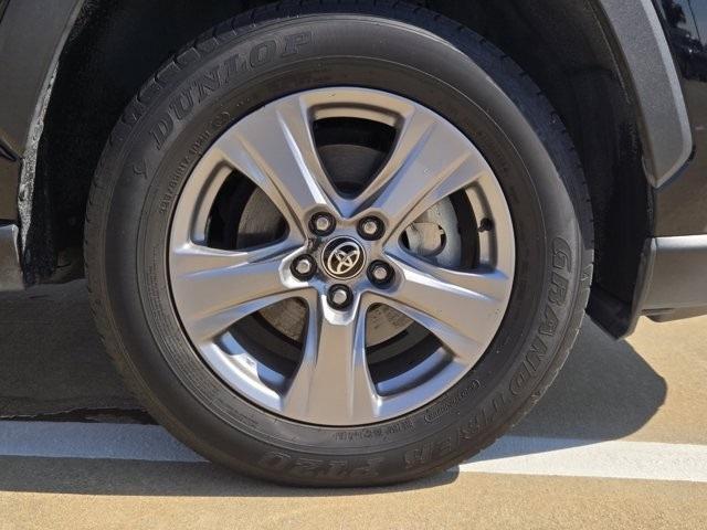 Photo of 2024 Silver Sky Metallic Toyota RAV4