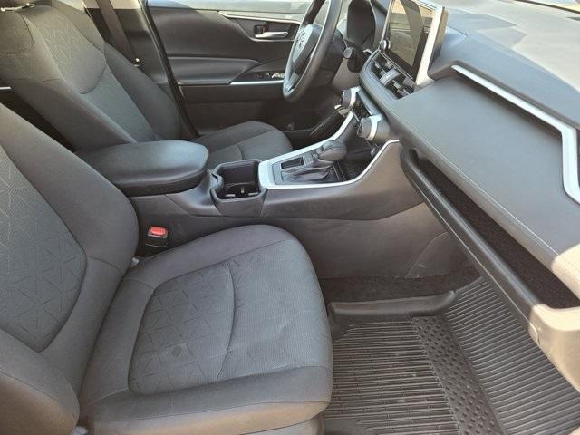 Photo of 2024 Silver Sky Metallic Toyota RAV4