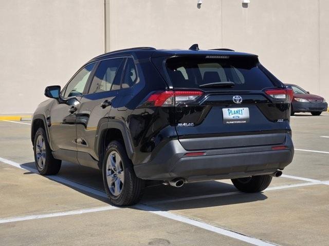 Photo of 2024 Silver Sky Metallic Toyota RAV4