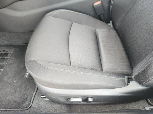 Photo of 2023 White Nissan Altima
