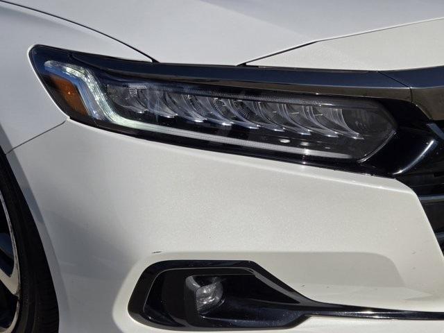 Photo of 2022 White Honda Accord