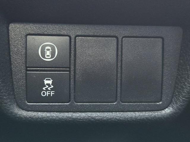 Photo of 2022 White Honda Accord