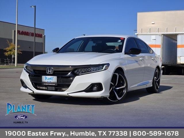 Photo of 2022 White Honda Accord