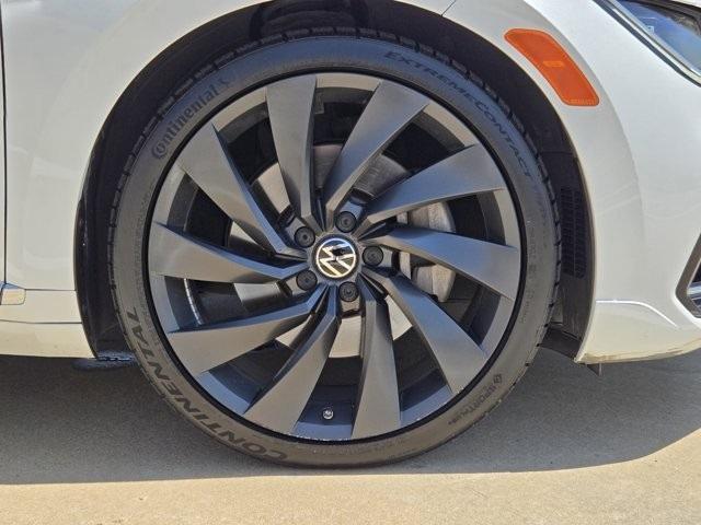 Photo of 2022 Oryx White Pearl Effect Volkswagen Arteon