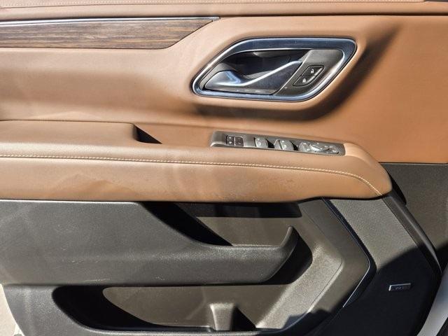 Photo of 2022 Iridescent Pearl Tricoat Chevrolet Tahoe
