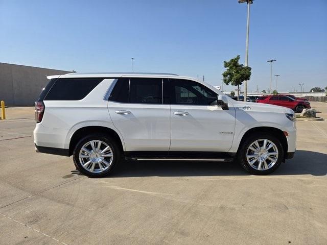 Photo of 2022 Iridescent Pearl Tricoat Chevrolet Tahoe
