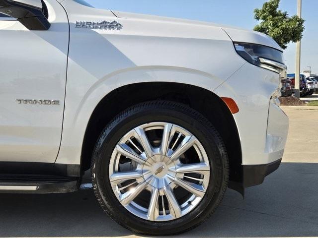 Photo of 2022 Iridescent Pearl Tricoat Chevrolet Tahoe