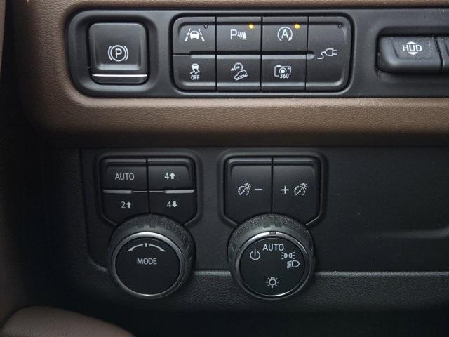 Photo of 2022 Iridescent Pearl Tricoat Chevrolet Tahoe