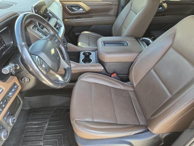 Photo of 2022 Iridescent Pearl Tricoat Chevrolet Tahoe