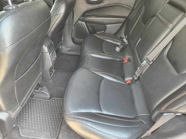 Photo of 2019 White Clearcoat Jeep Compass
