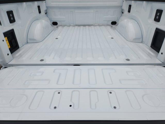 Photo of 2025 Oxford White Ford F-150 Lightning