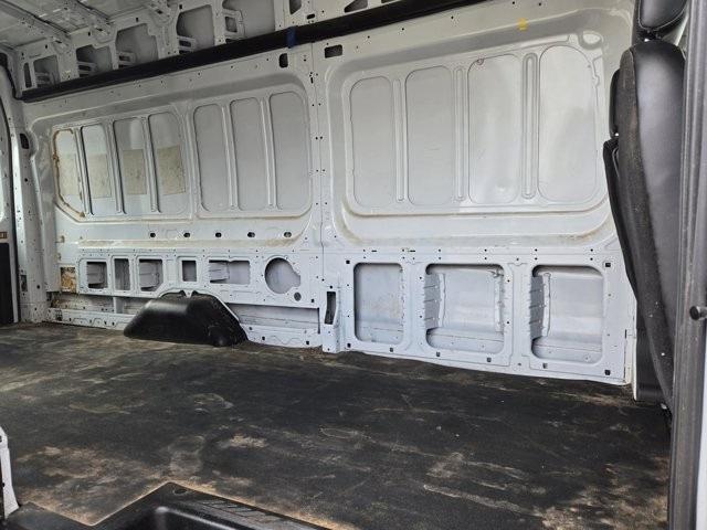 Photo of 2021 Oxford White Ford Transit-250