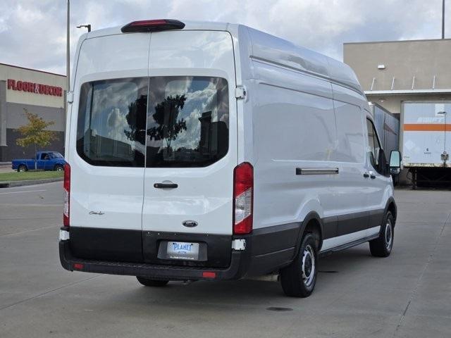 Photo of 2021 Oxford White Ford Transit-250