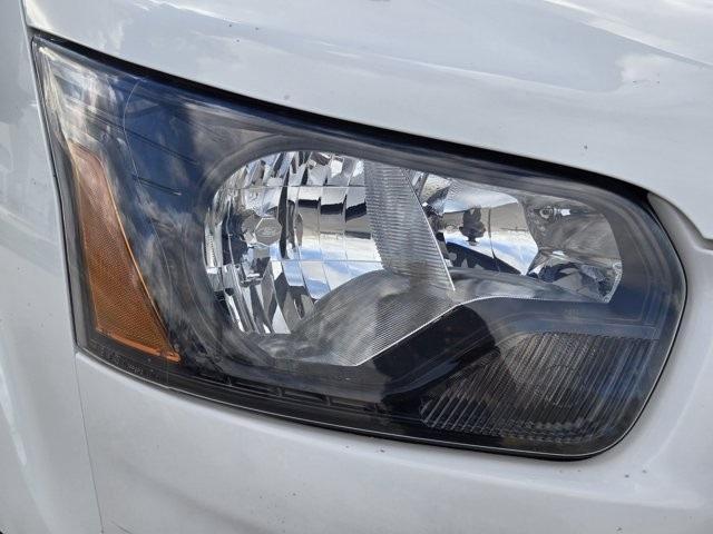 Photo of 2021 Oxford White Ford Transit-250