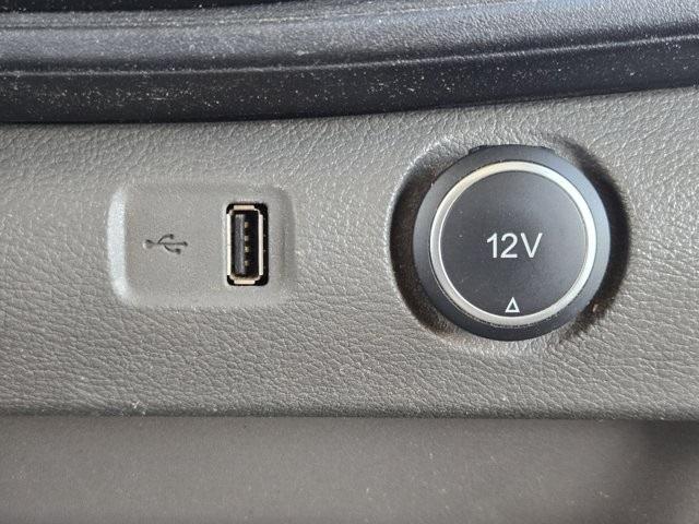 Photo of 2021 Oxford White Ford Transit-250
