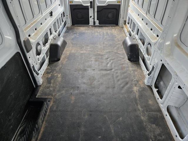 Photo of 2021 Oxford White Ford Transit-250