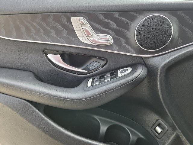 Photo of 2018 designo Cardinal Red Metallic Mercedes-Benz GLC 300