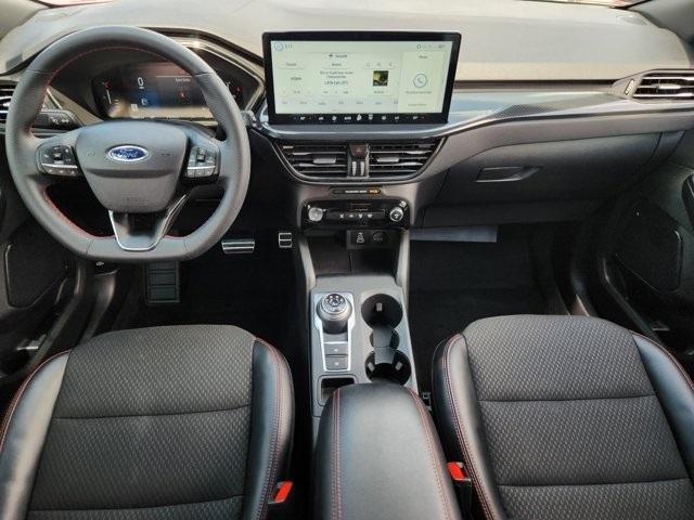 Photo of 2024 Rapid Red Metallic Tinted Clearcoat Ford Escape