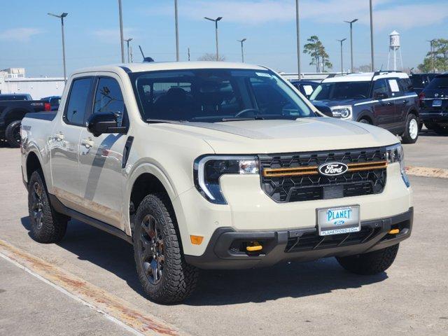 Photo of 2025 Desert Sand Ford Maverick