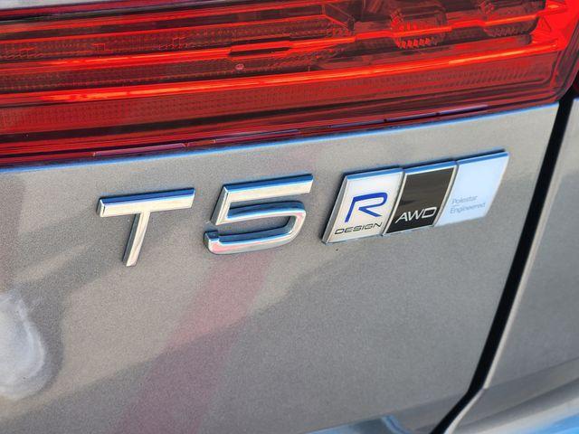 Photo of 2020 Osmium Gray Metallic Volvo XC60