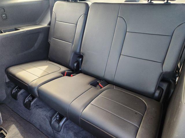 Photo of 2021 Mosaic Black Metallic Chevrolet Traverse