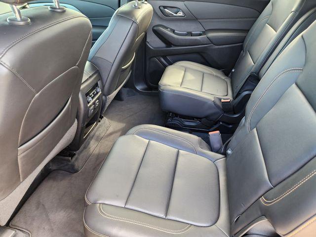 Photo of 2021 Mosaic Black Metallic Chevrolet Traverse