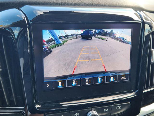 Photo of 2021 Mosaic Black Metallic Chevrolet Traverse