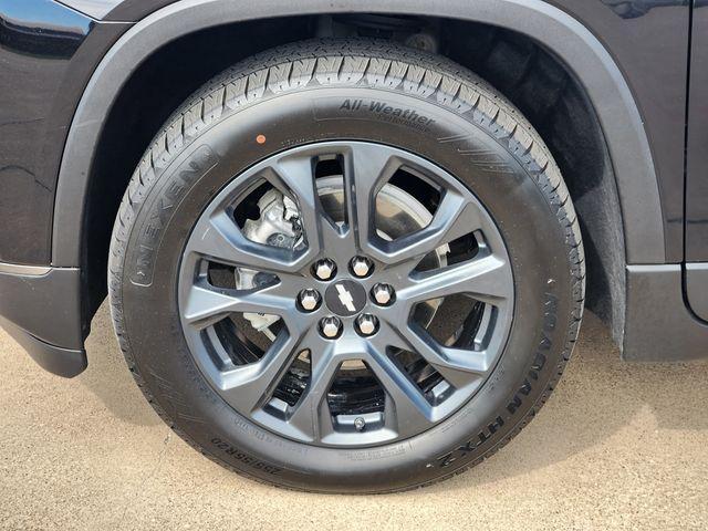 Photo of 2021 Mosaic Black Metallic Chevrolet Traverse