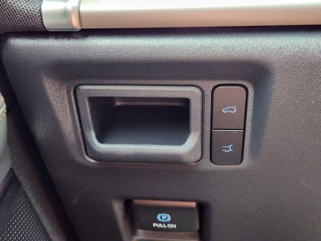 Photo of 2025 Star White Ford Expedition Max