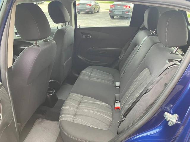 Photo of 2014 Blue Chevrolet Sonic